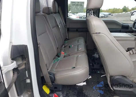 2017 Ford F-150 Xl z USA, uszkodzony, nr VIN 1FTFX1EF0HFC01043